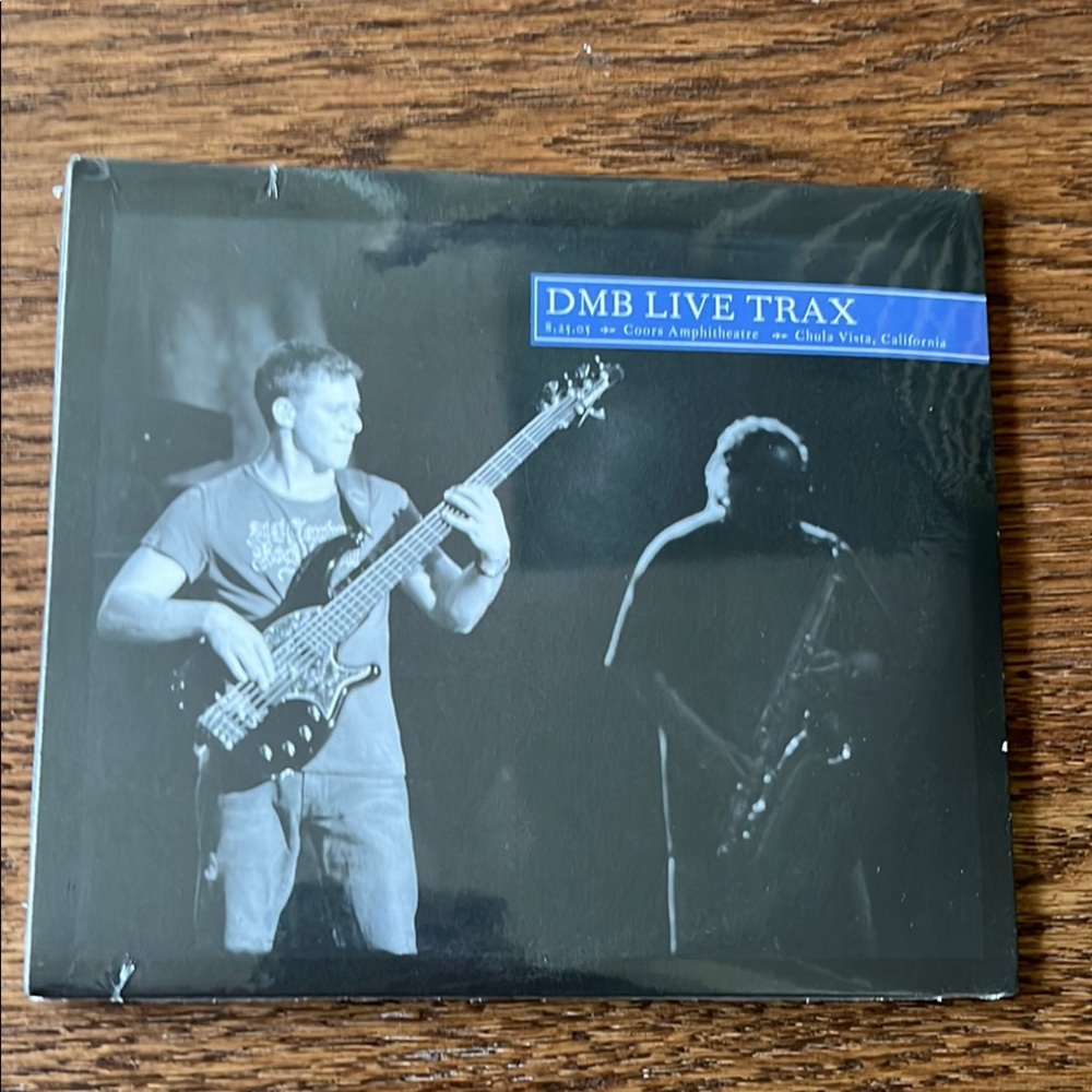 DMB Live Trax CD - 08-25-05 Coors Amphitheater. Chula Vista, California.